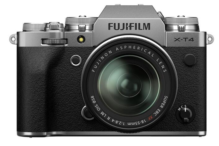 Fujifilm X-T4 18-55mm f/2.8-4 R sølv