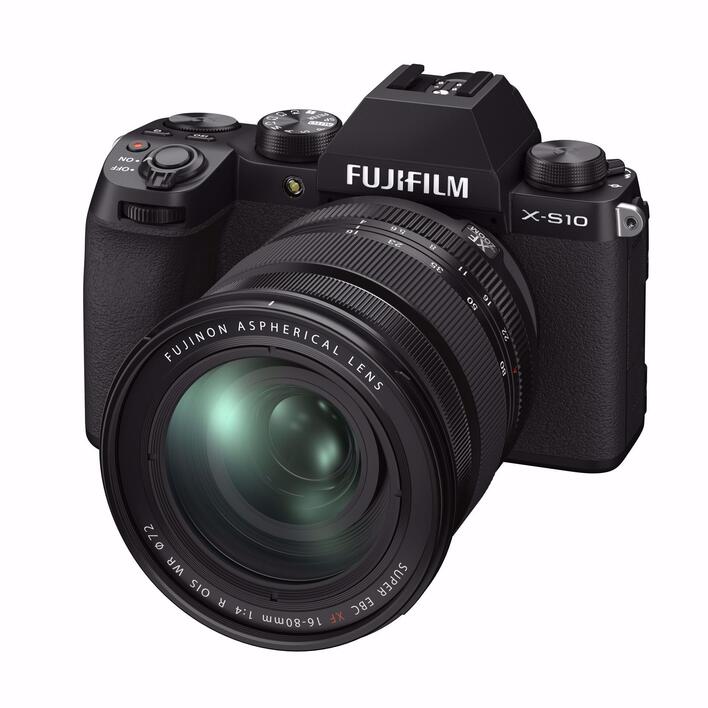 Fujifilm X-S10 m/ XF 16-80mm sort