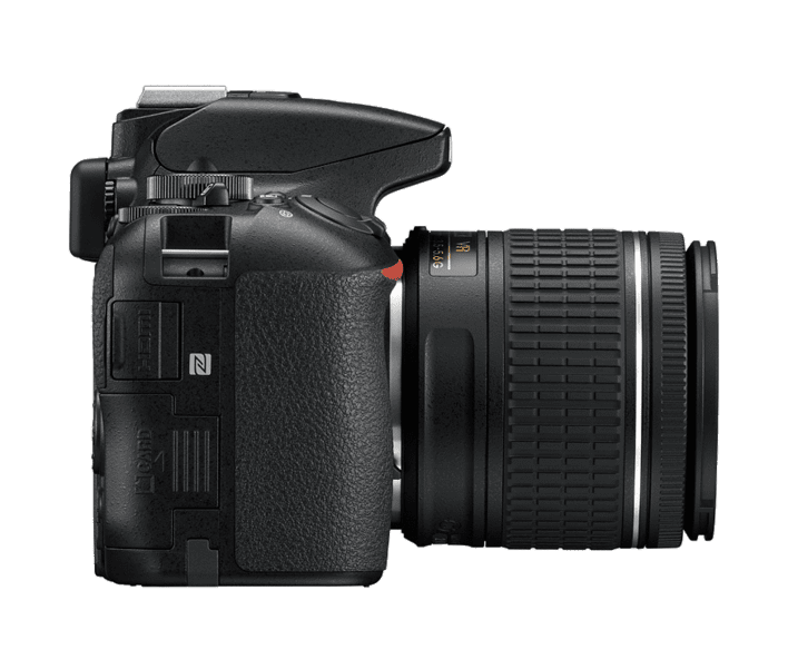 Nikon D5600 m/18-55mm VR + AF-P 70-300mm VR